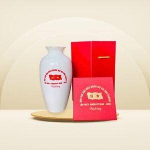 Lọ hoa in logo Đảng bộ xã Tân Thanh men trắng bóng kèm hộp quà